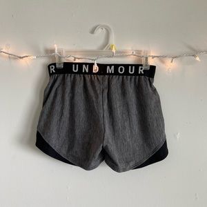 Under Armour Heat Gear Running Athletic Shorts Black Grey XS ~ New without tags